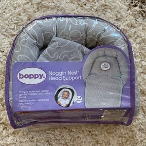 Noggin nest infant flat head pillow support